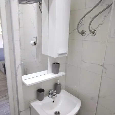 Vis Apartment *